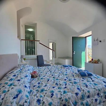 Dom wakacyjny Janet House Amalfi